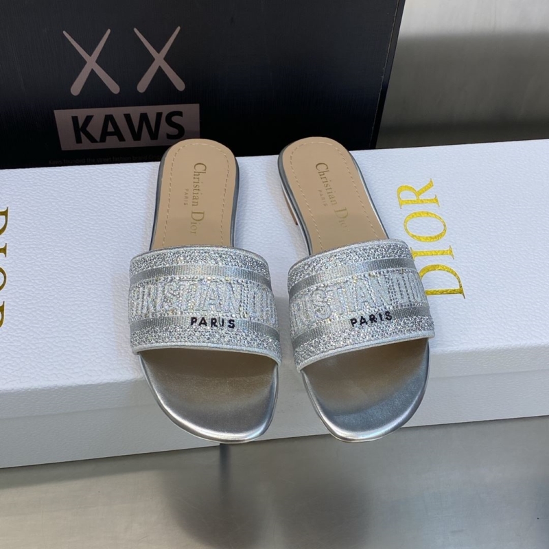 ch**an D*or slippers